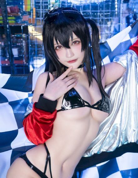 天降女子从2楼掉下了未修剪